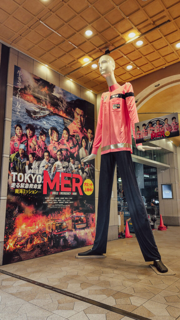 ピンクのユニフォームで任務遂行！こだわりのクオリティを見よ